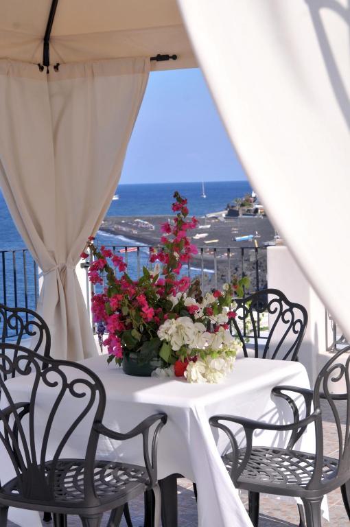 Hotel Villaggio Stromboli - Isola Di 스트롬볼리 외부 사진