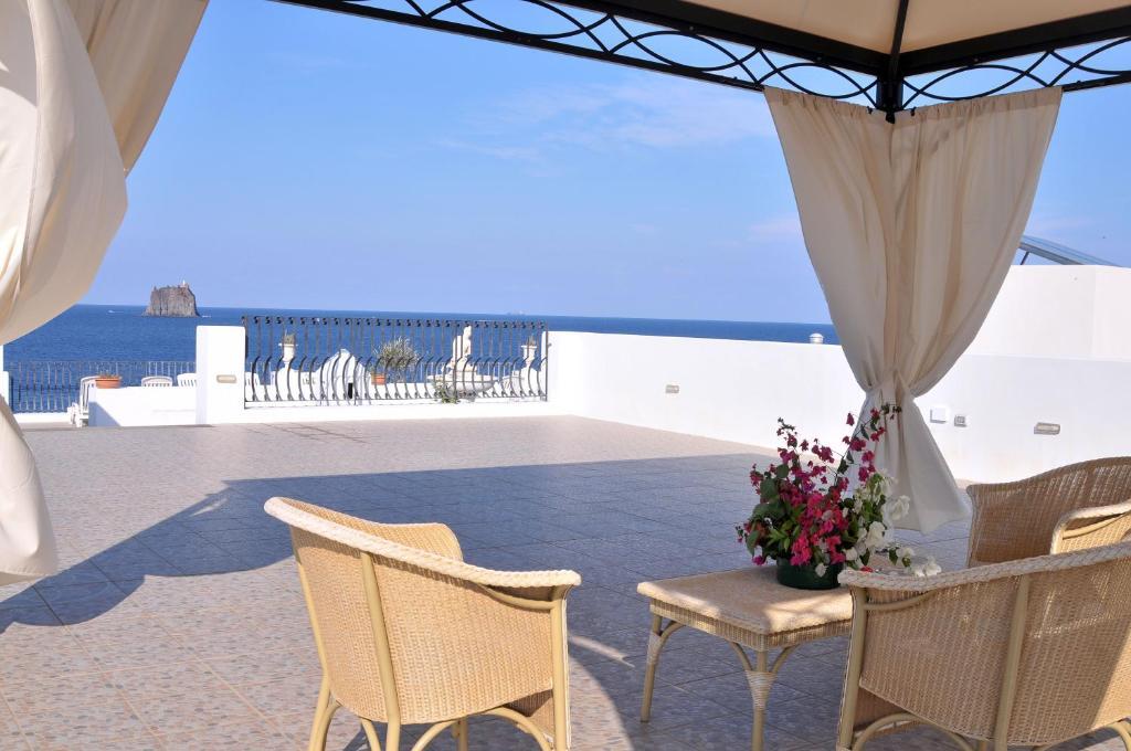 Hotel Villaggio Stromboli - Isola Di 스트롬볼리 외부 사진