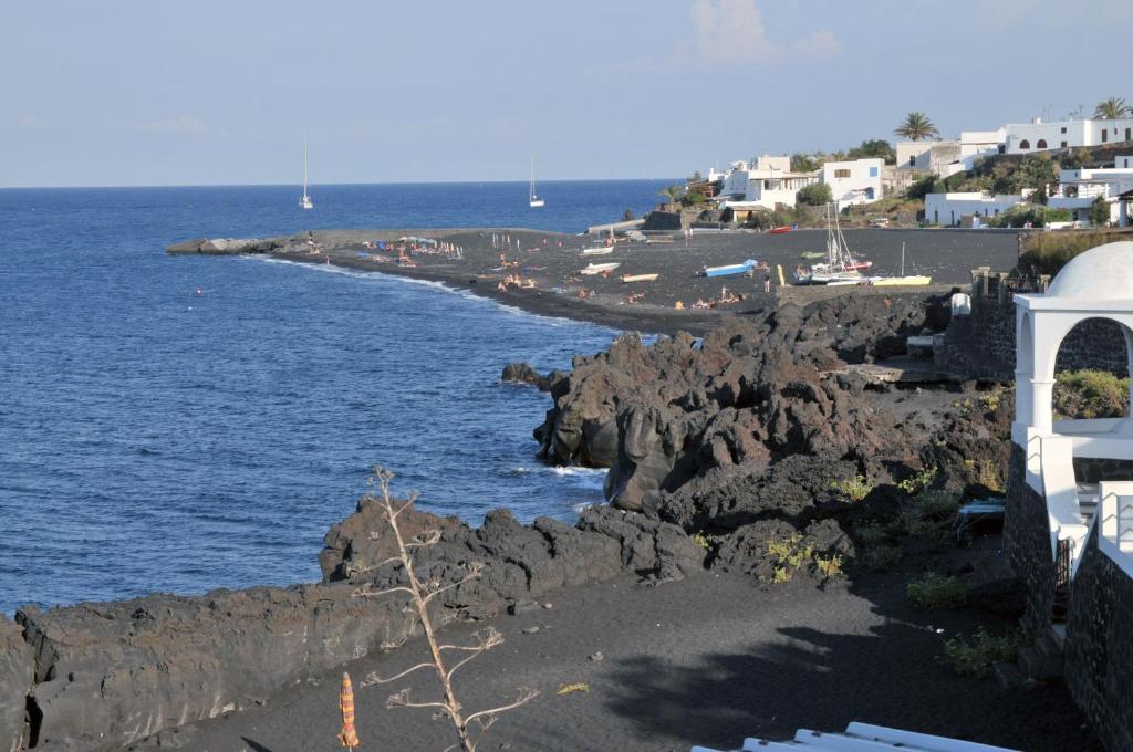 Hotel Villaggio Stromboli - Isola Di 스트롬볼리 외부 사진